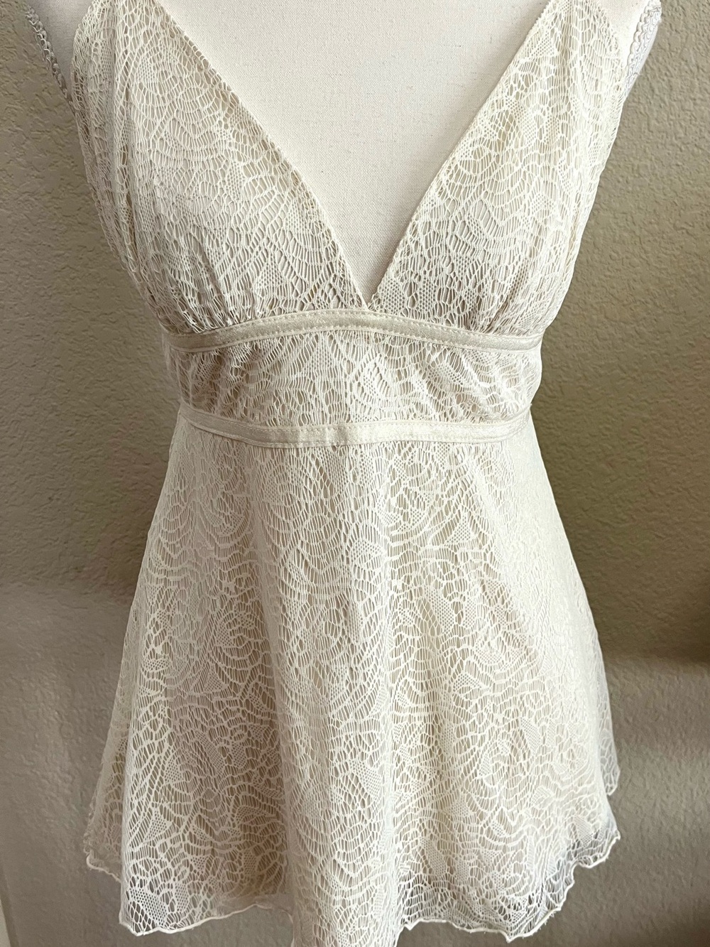 Vintage Ideology Lace Empire Waist Camisole Blouse